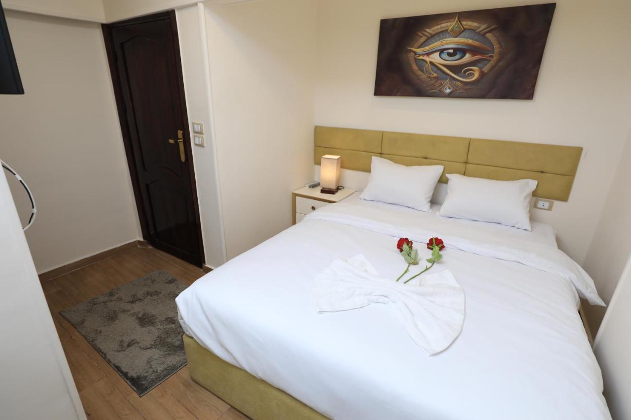 Pyramids Heart Hotel Kafret el-Gabal Esterno foto