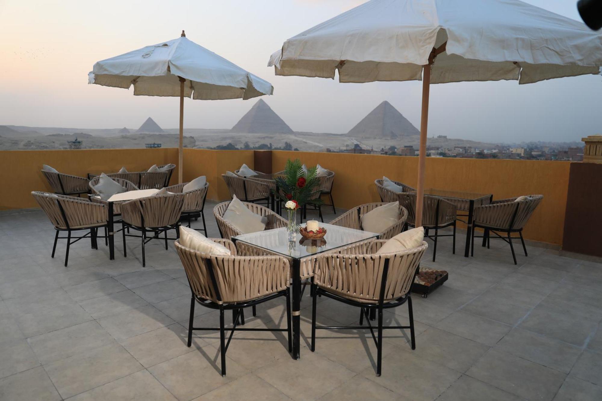 Pyramids Heart Hotel Kafret el-Gabal Esterno foto